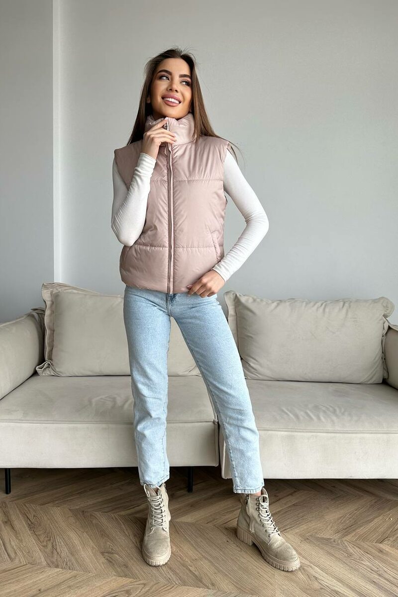 Жилетка утеплена плащівка колір бежевий