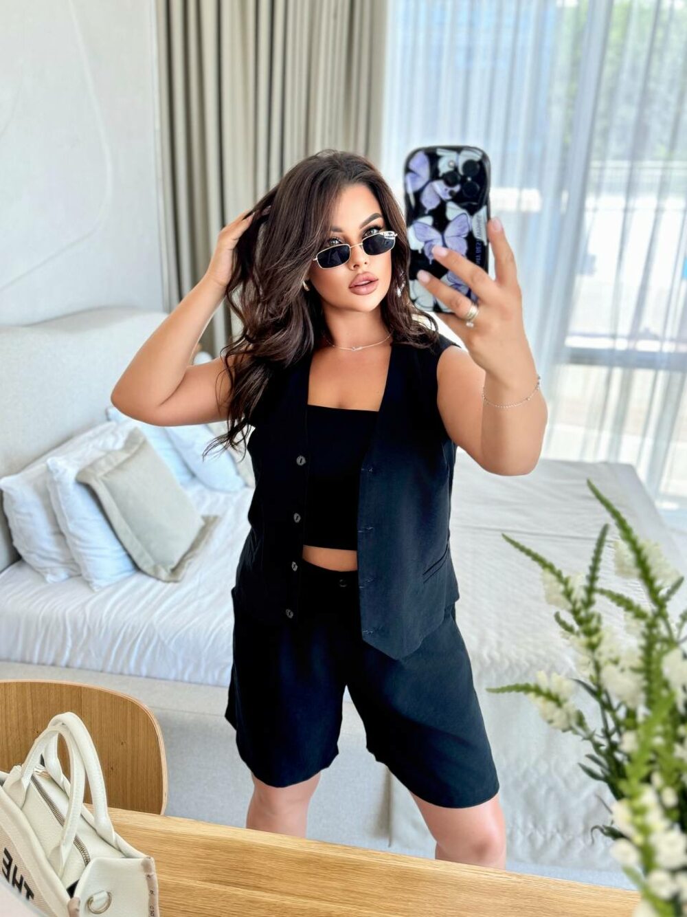 Костюм двійка з жилета та шорт, колір чорний