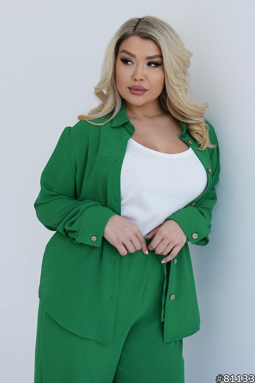 Костюм трійка з сорочки, майки та штанів, колір зелений