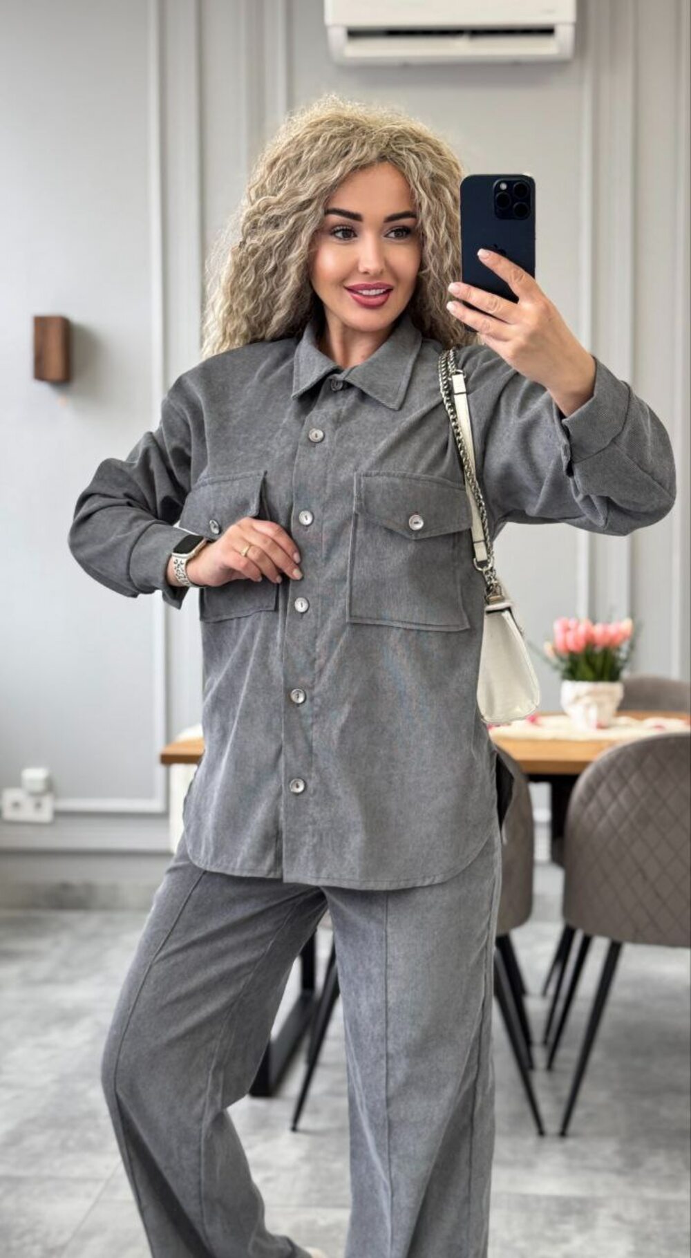 Костюм двійка складається з штанів та сорочки, колір графіт