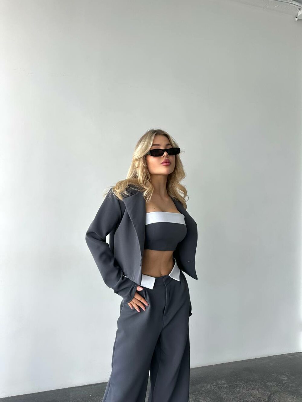 Костюм тройка с топом графит