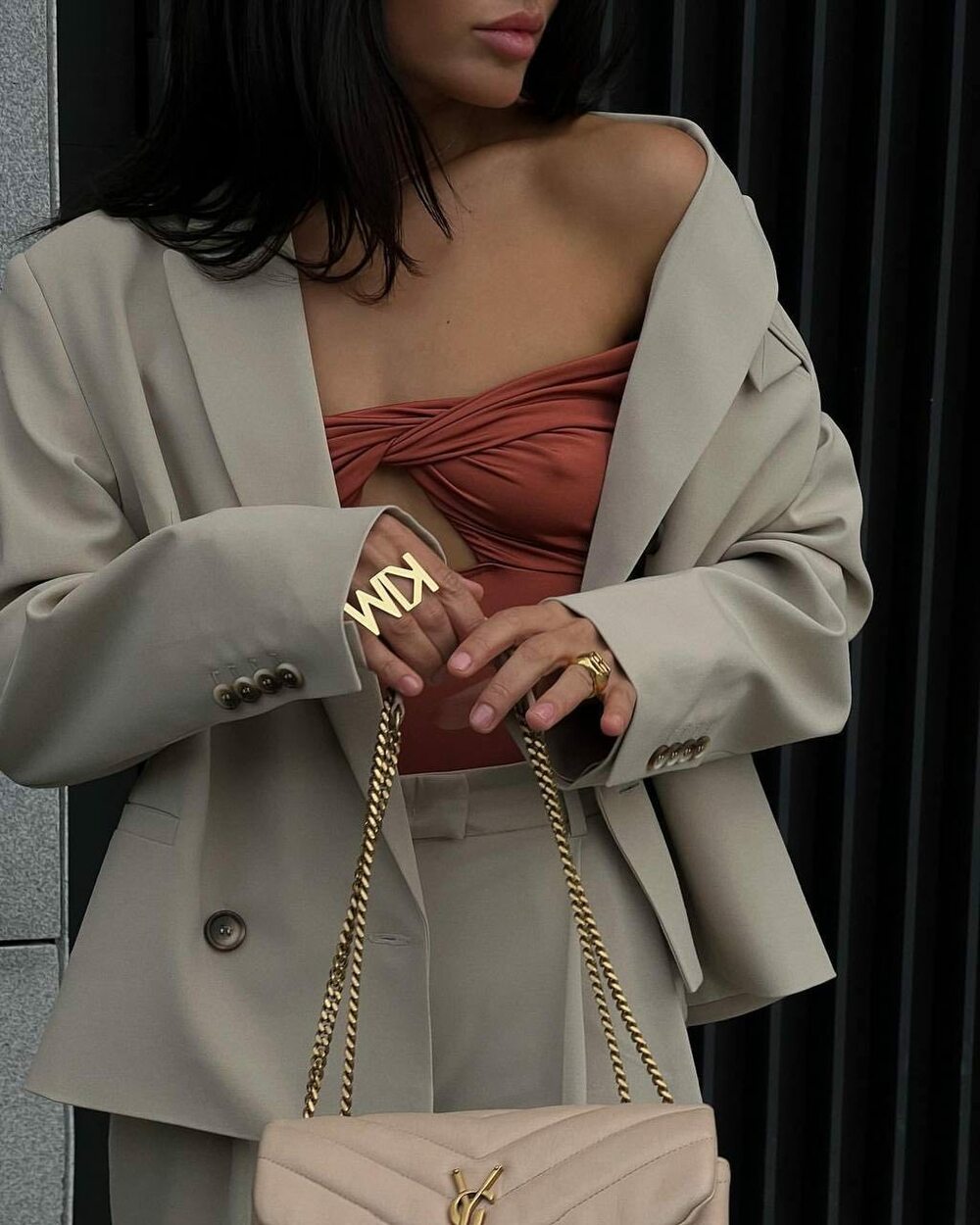 Костюм оверсайз, піджак з плічками, без підкладки, штани на високій посадці, колір бежевий