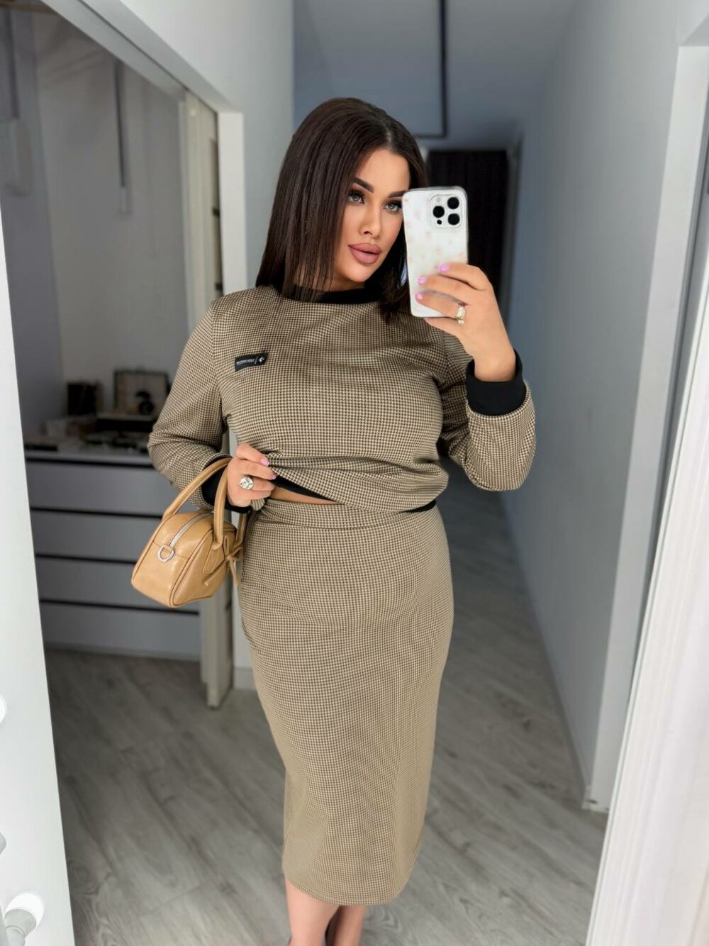 Костюм з кофти та спідниці, колір сірий