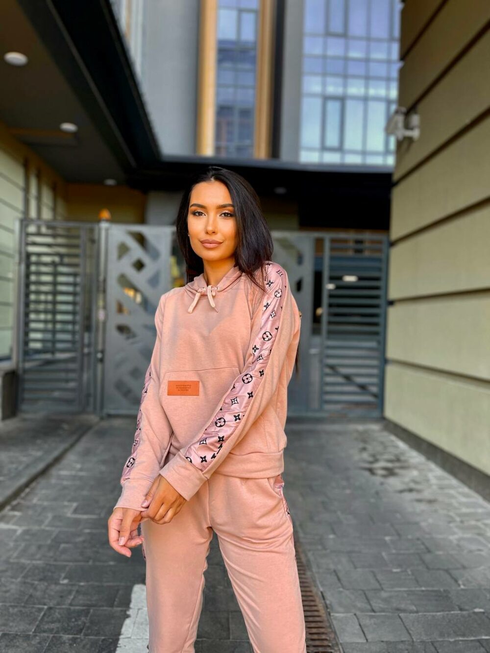 Костюм 3ойка LV комплект жилетка штани та кофта