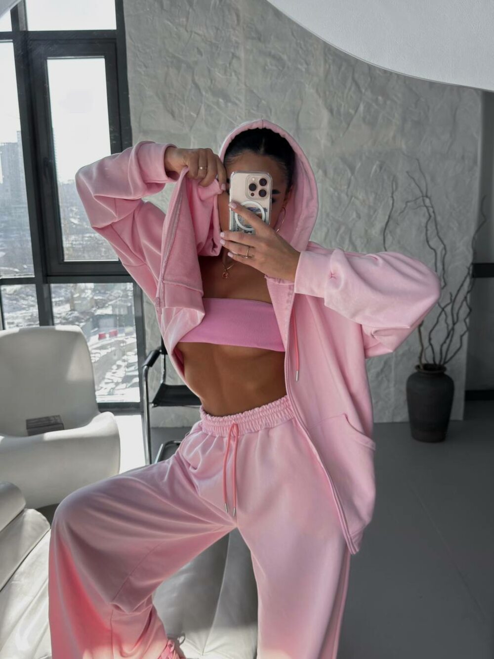 Спортивный костюм с вышивкой, цвет розовый