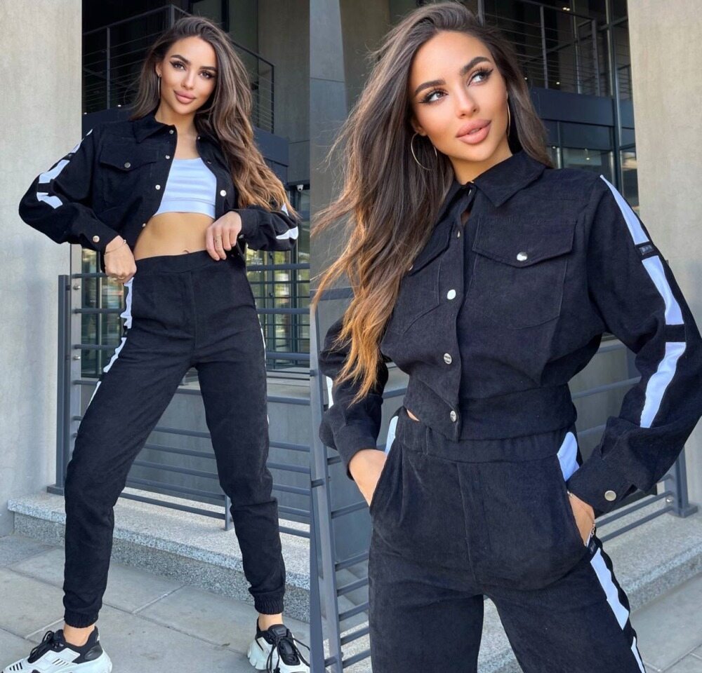 Стильний модний костюм