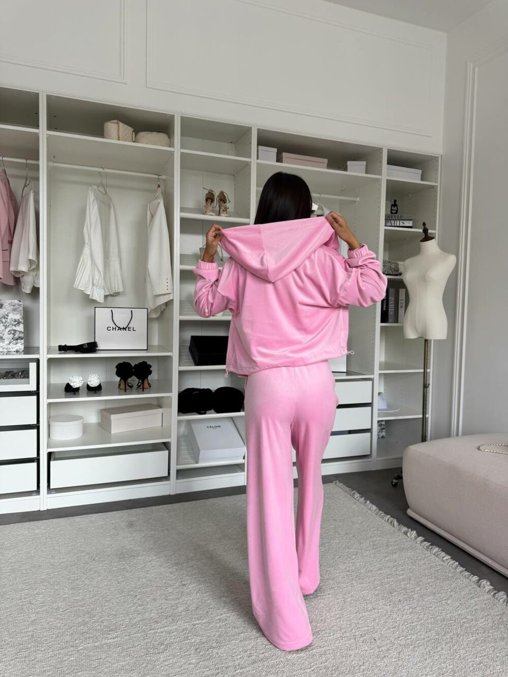 Велюровий костюм з регульованими зав'язками, колір рожевий