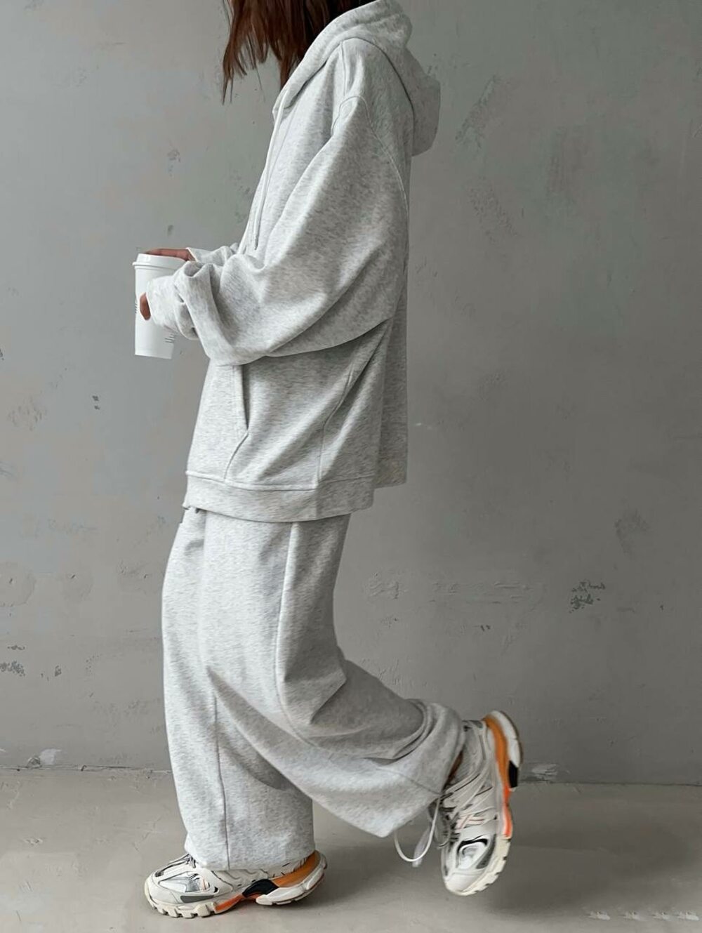 Костюм з подовженим худим, колір меланж