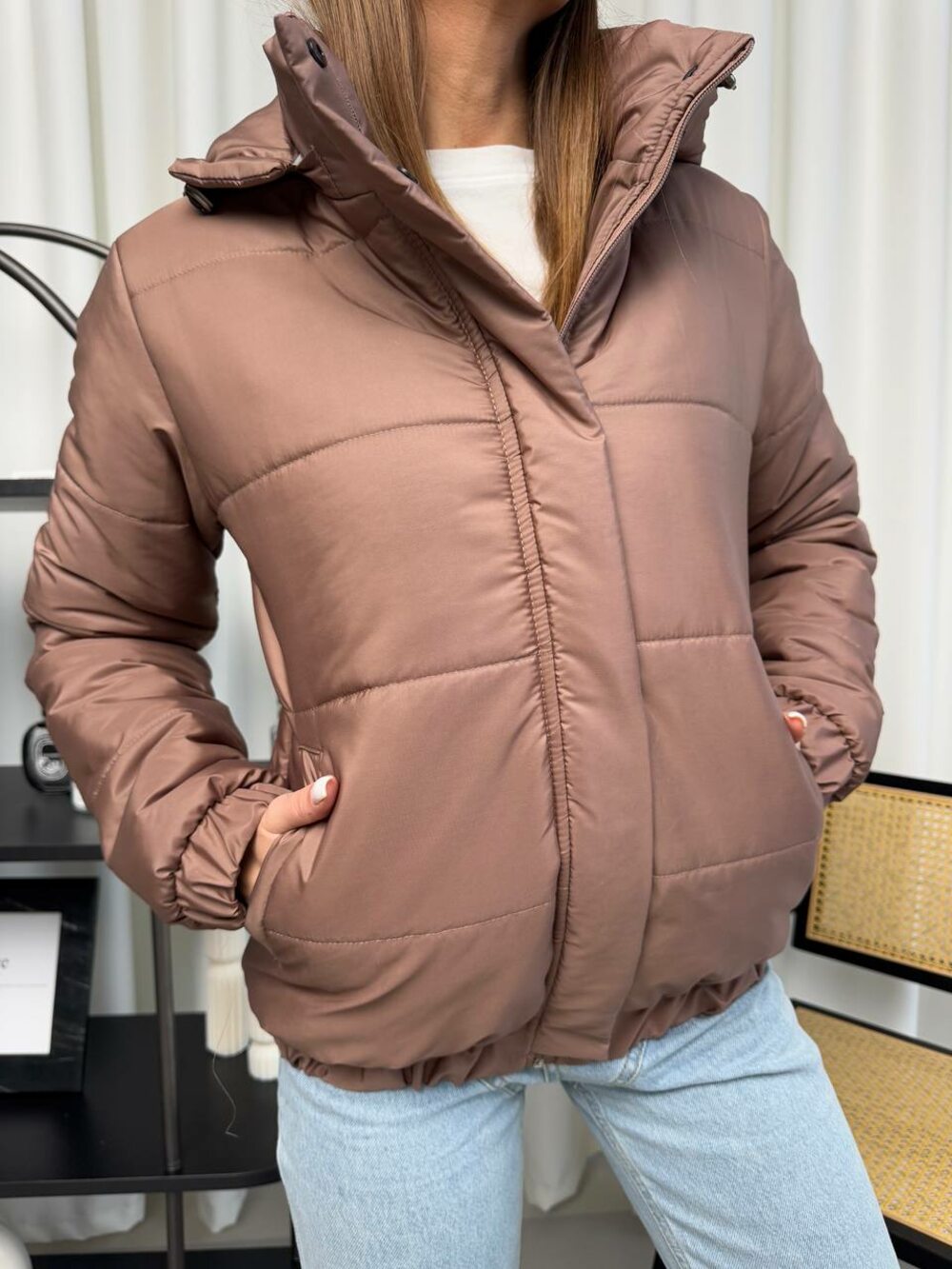 Куртка зима капюшон отстегивается цвет коричневый