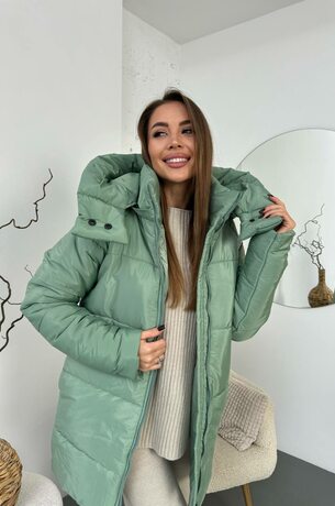 Пальто утепленное зимнее с капюшоном в минусовую температуру цвет оливковый