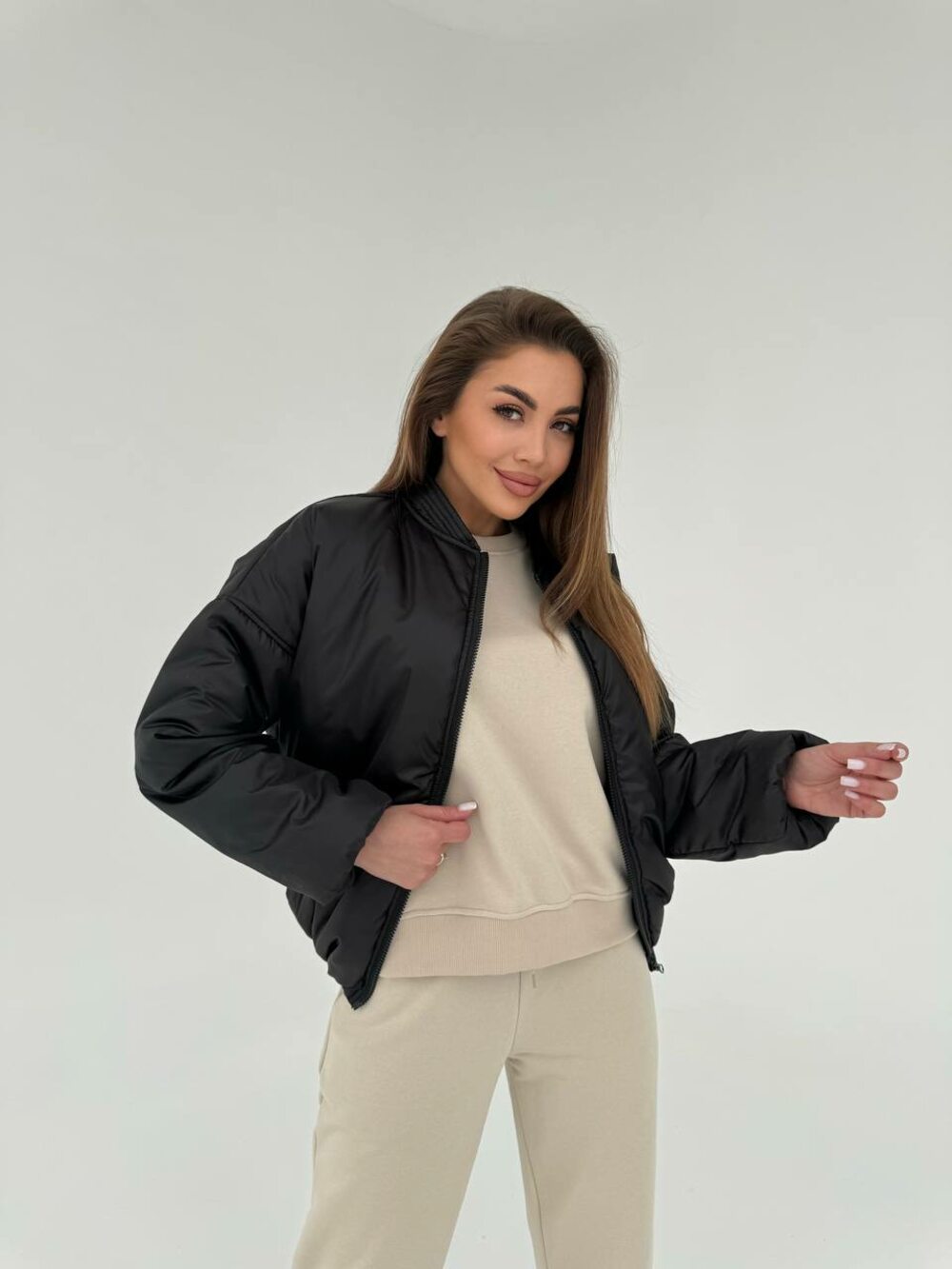 Бомбер утеплённый на синтепоне цвет чёрный