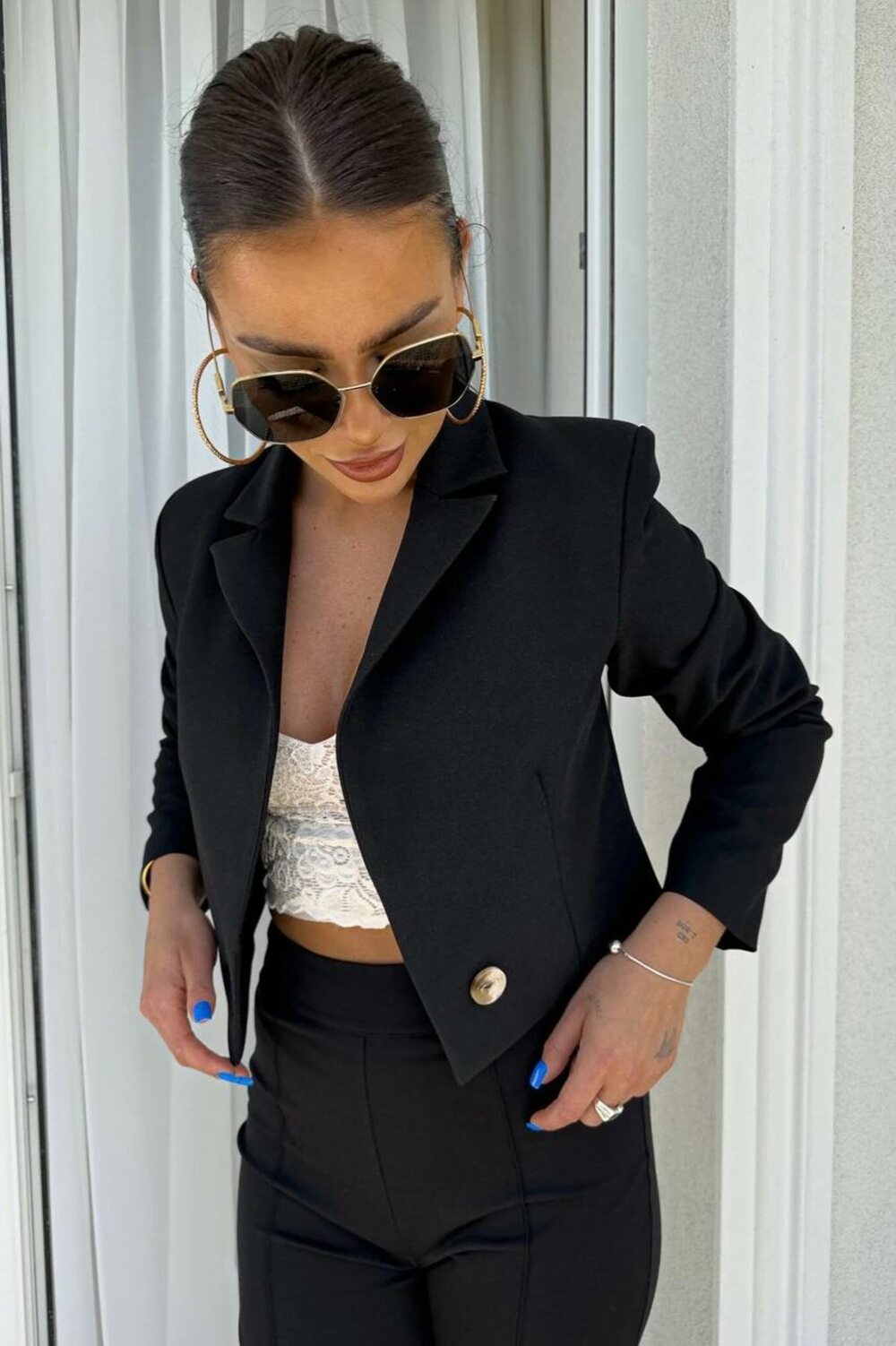 Укорочений піджак, колір чорний