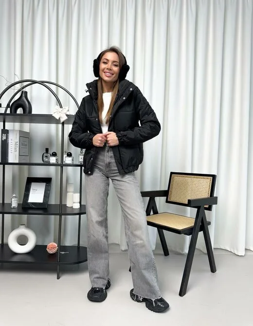 Курточка демисезон, цвет черный