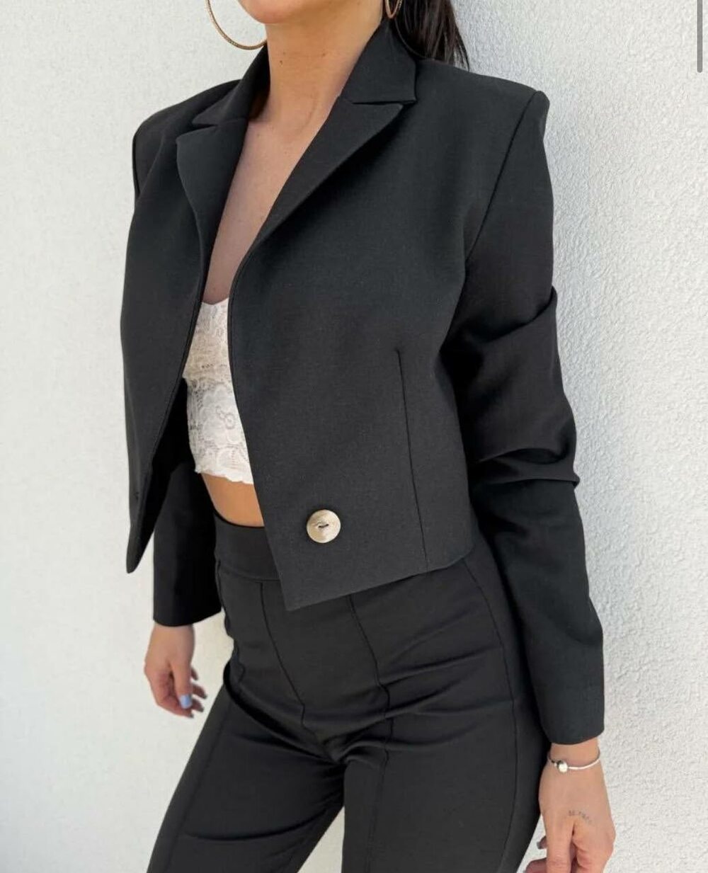 Укорочений піджак, колір чорний