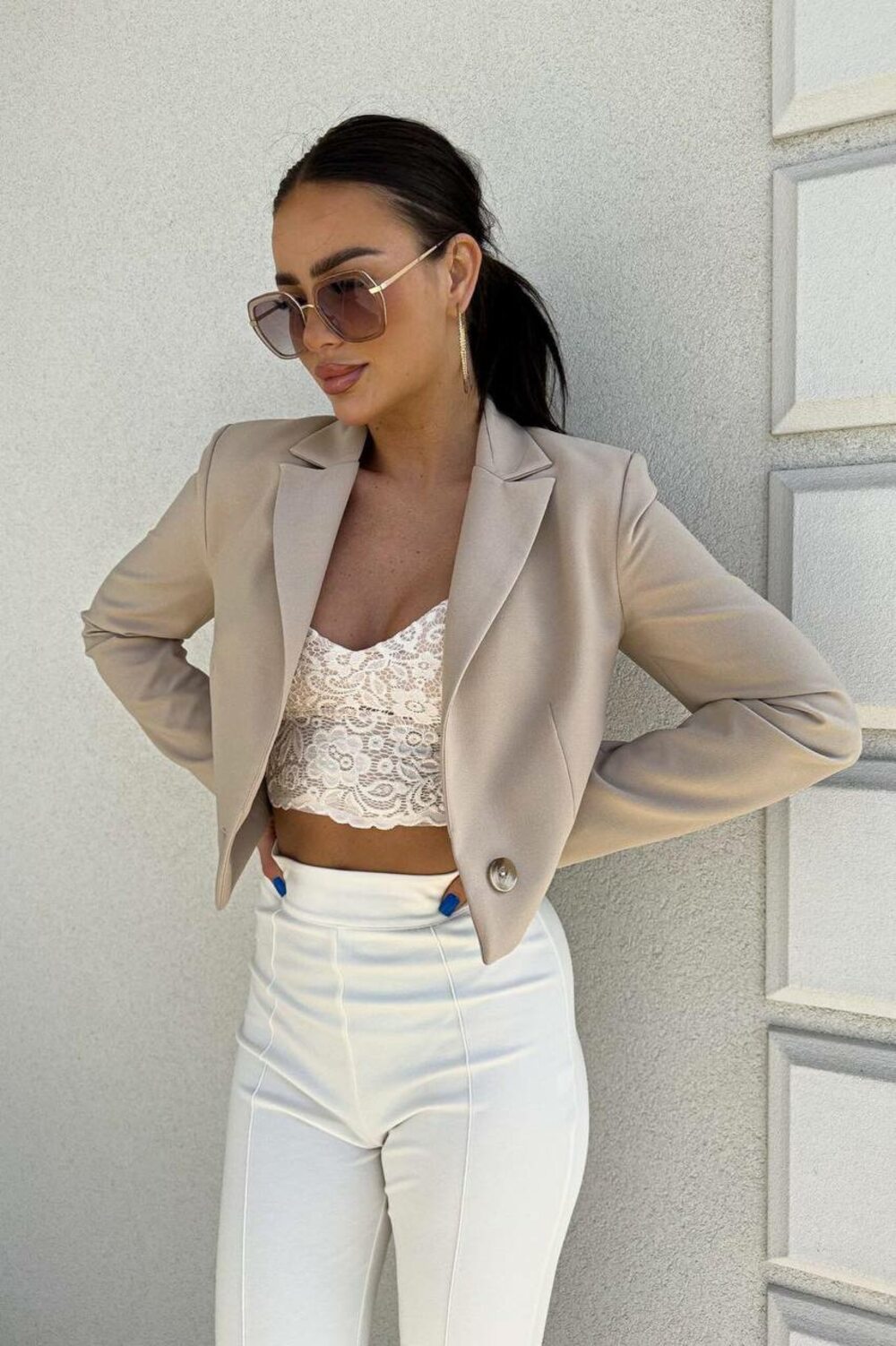 Укорочений піджак, колір бежевий