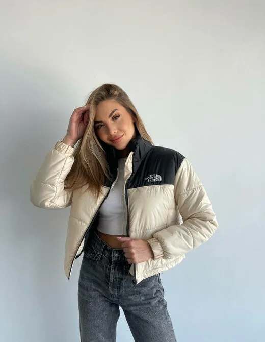 Демисезонная курточка с накатом, цвет бежевый