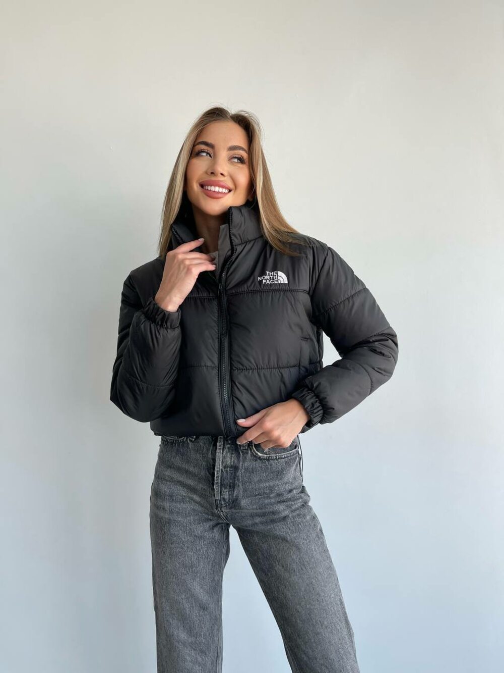 Демисезонная курточка с накатом, цвет черный