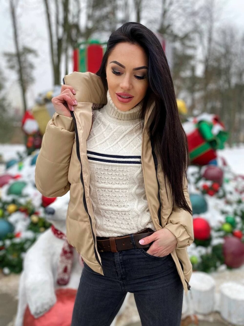 Куртка из эко-кожи короткая бежевая