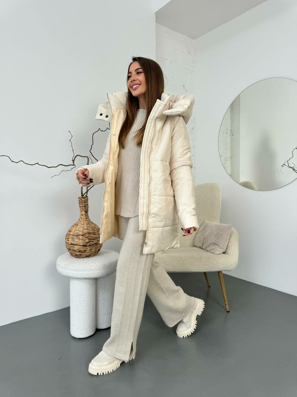 Пальто утеплене зимове з капюшоном силікон 300 колір світло-бежевий