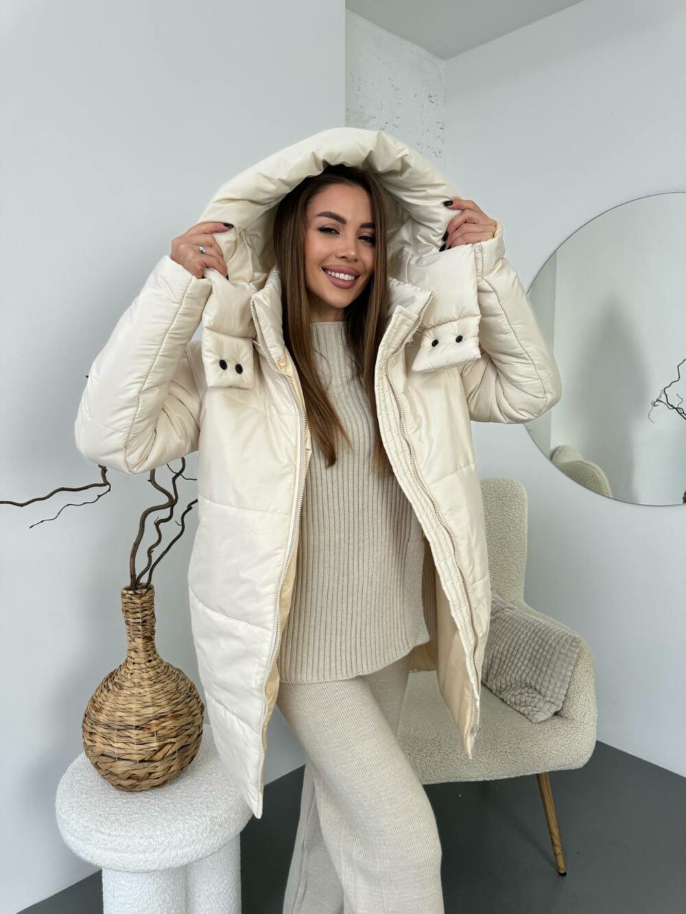 Пальто утеплене зимове з капюшоном силікон 300 колір світло-бежевий