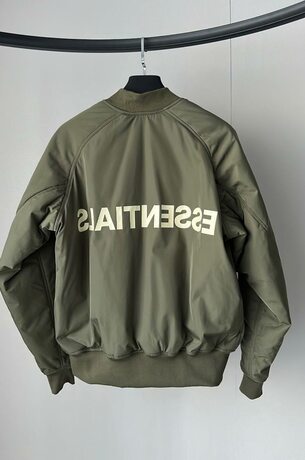 Модный бомбер с накаткой цвет хаки