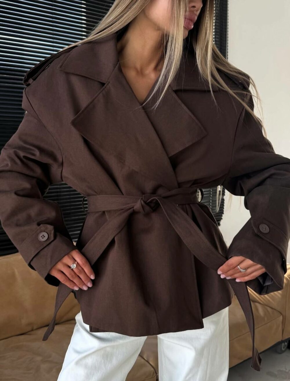 Тренч з поясом твив колір шоколад