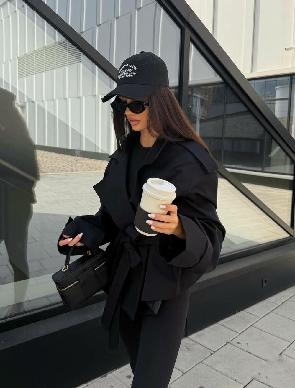 Тренч з поясом твив колір чорний