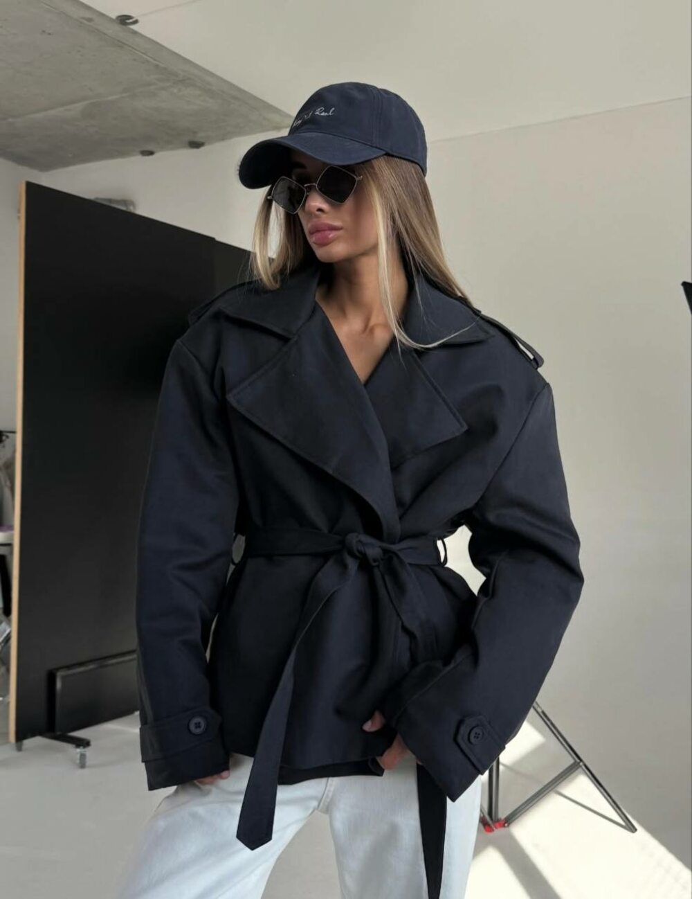 Тренч із поясом твив колір темно-синій