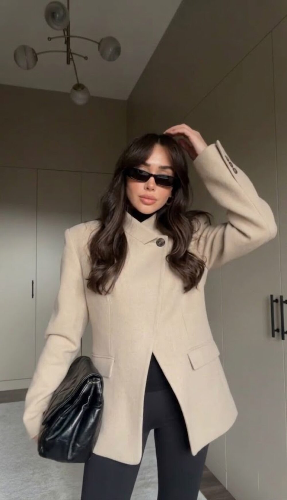 Піджак на підкладці колір бежевий