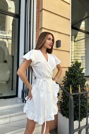 Платье на запах, цвет молочный