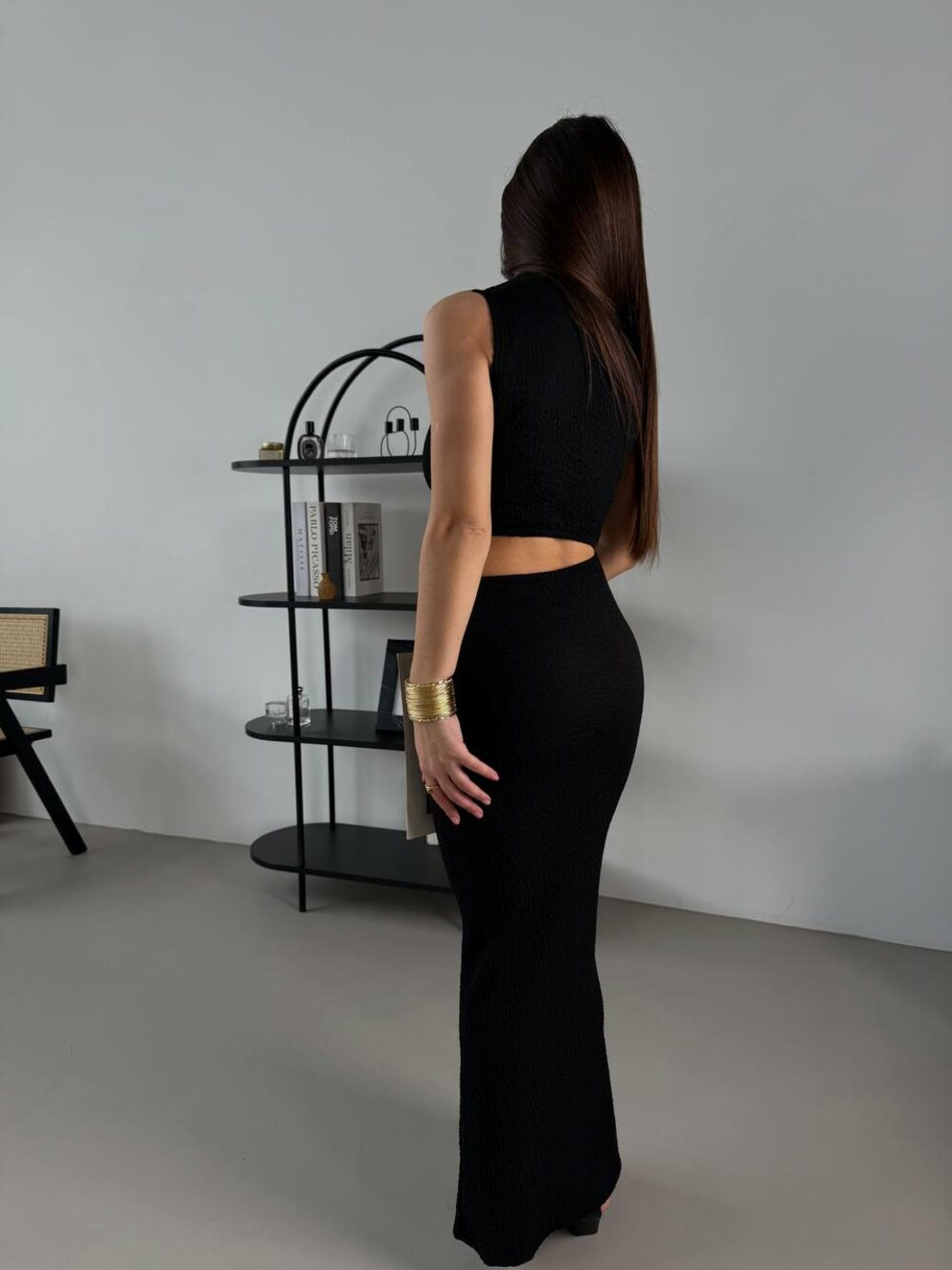 Сукня-максі з розрізом, колір чорний