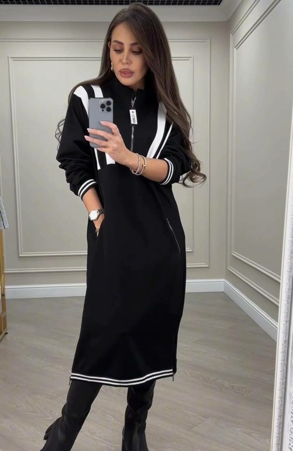 Сукня з рукавами та кишенями, колір чорний