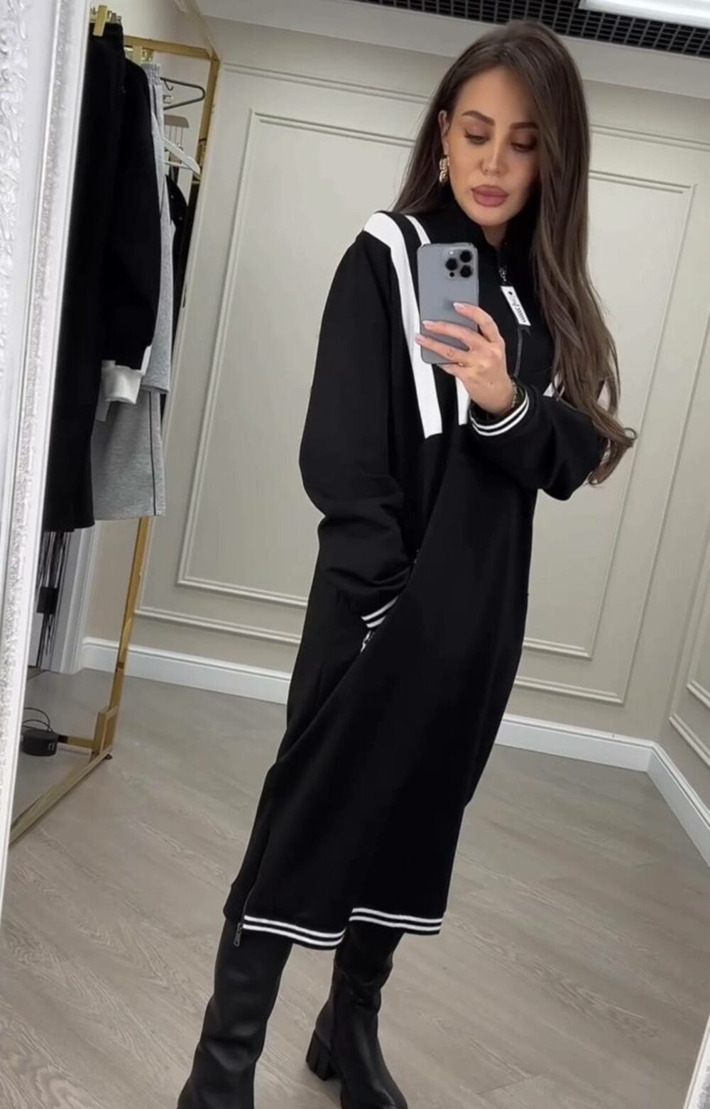 Сукня з рукавами та кишенями, колір чорний