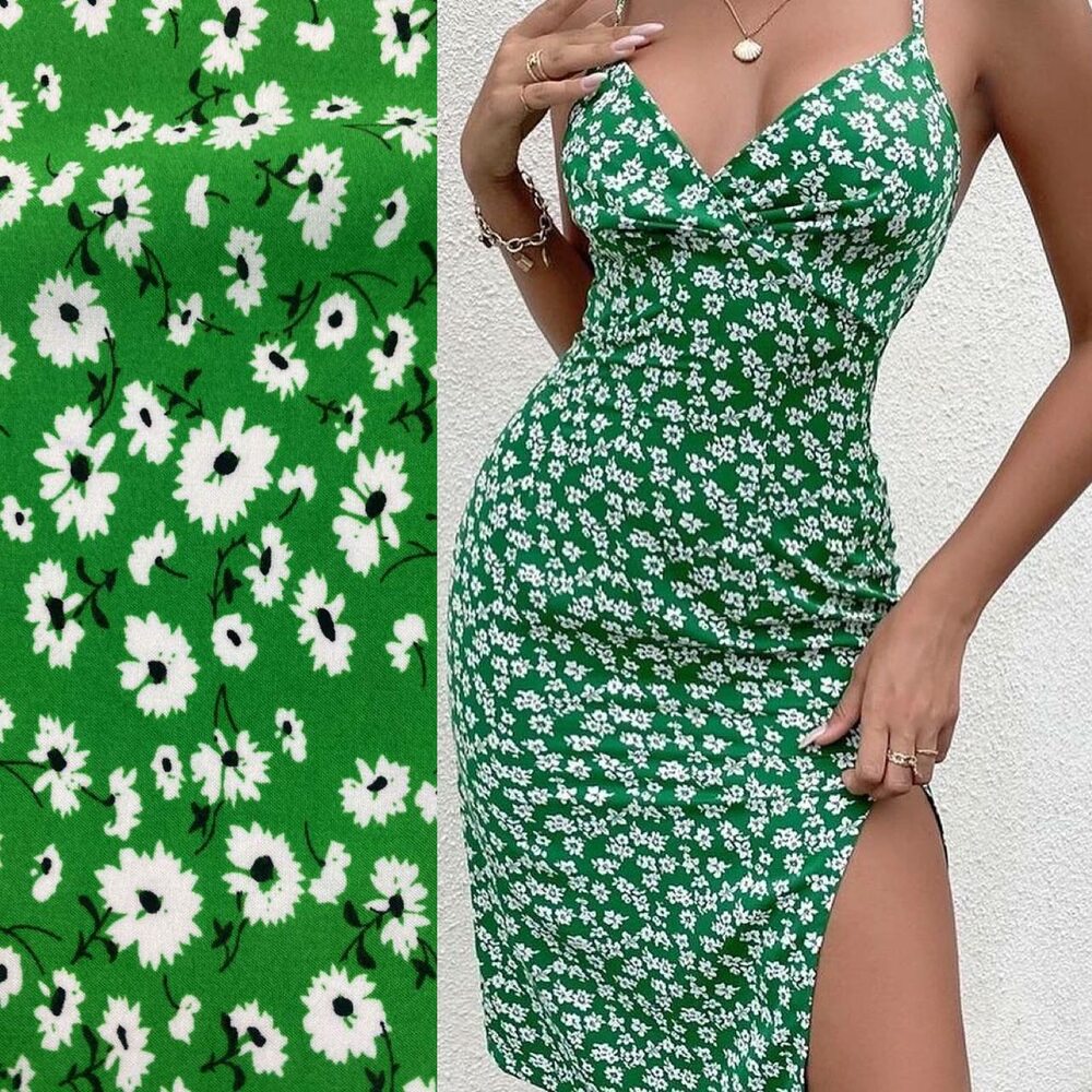 Платье с приталенным силуетом и вырезом цвет зеленый