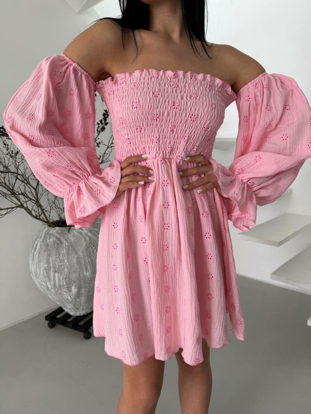 Сукня з резинкою, що стягує, і довгими рукавами, колір барбі