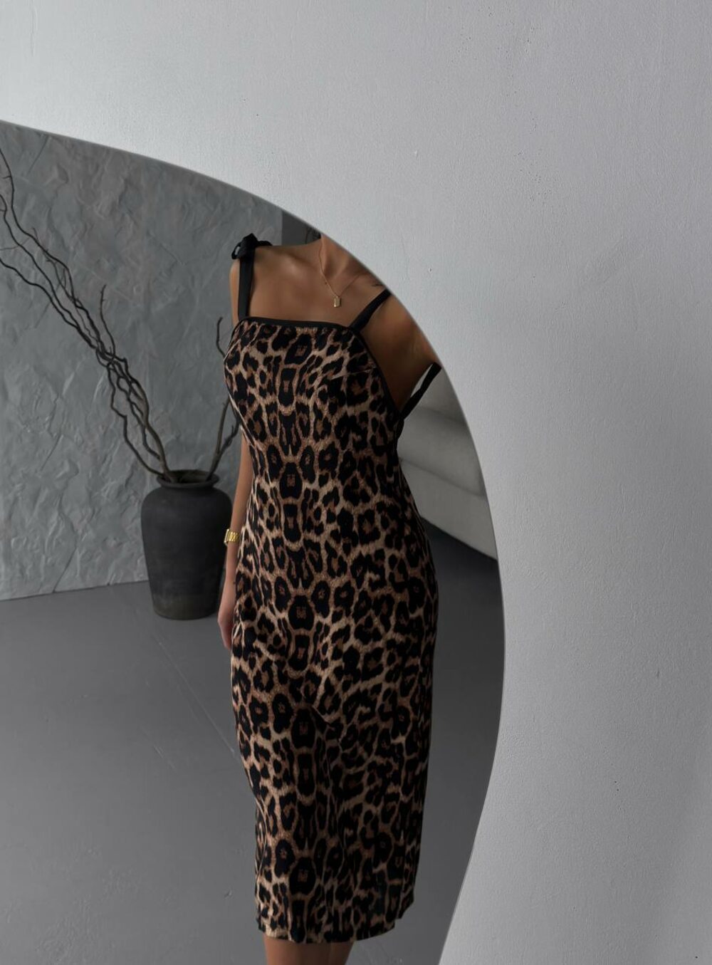 Леоапдова сукня на зав'язках з відкритою спиною, колір леопард