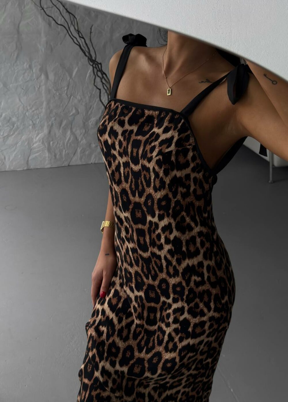 Леоапдова сукня на зав'язках з відкритою спиною, колір леопард