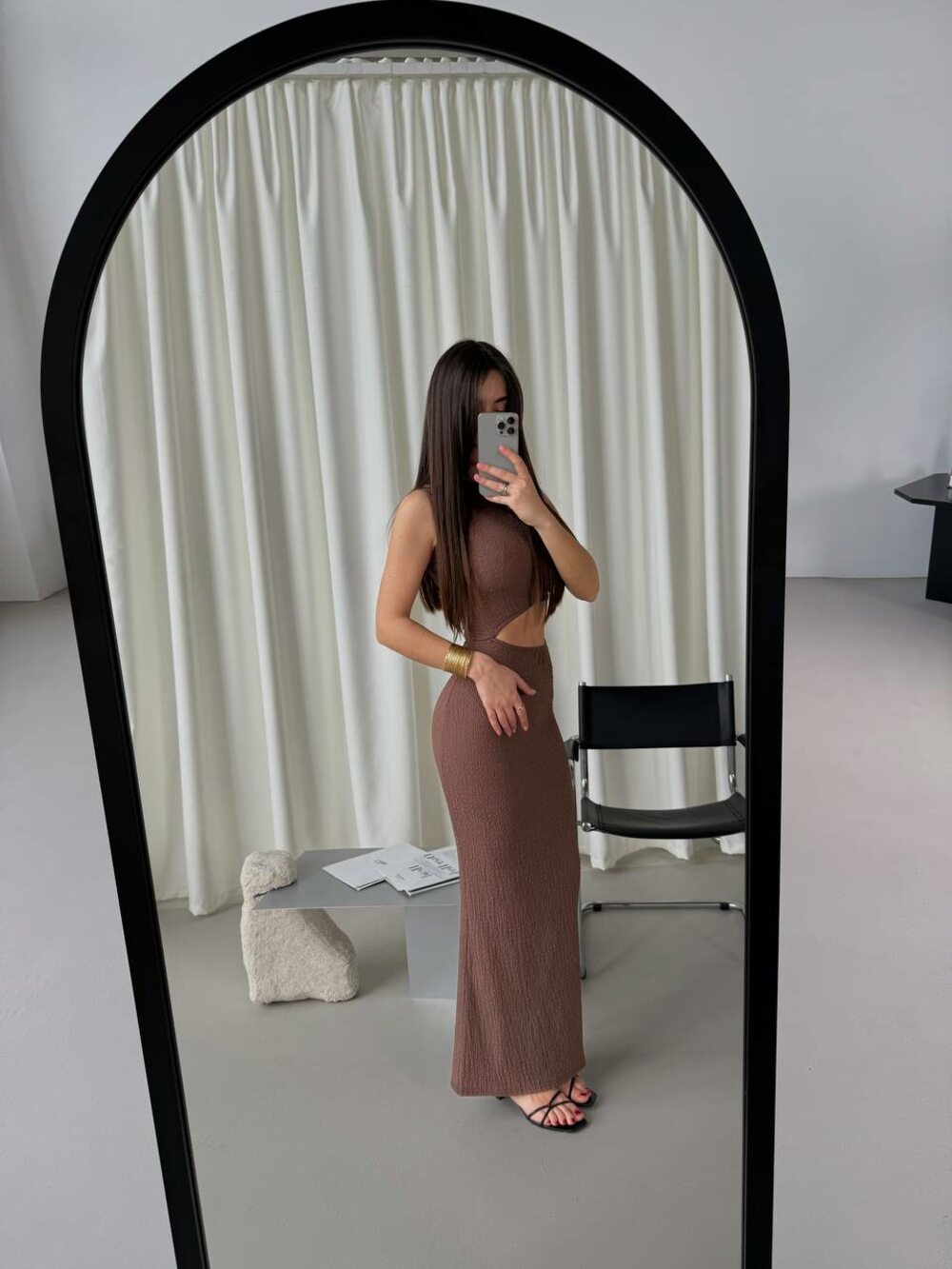 Сукня-максі з розрізом, колір шоколад