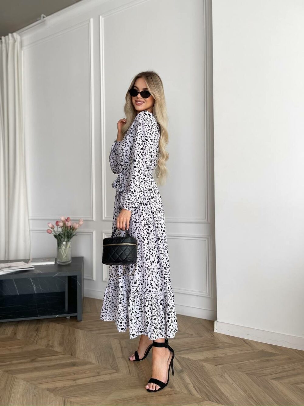 Сукня-міді з довгим рукавом та пояском, колір бідий