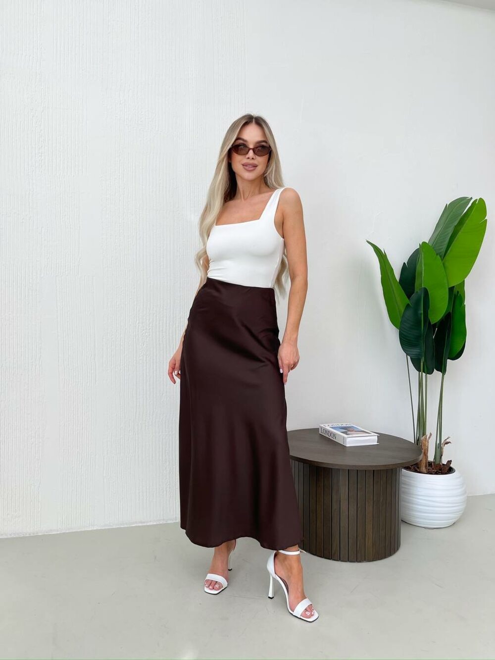 Шовкова спідниця-максі, колір шоколад