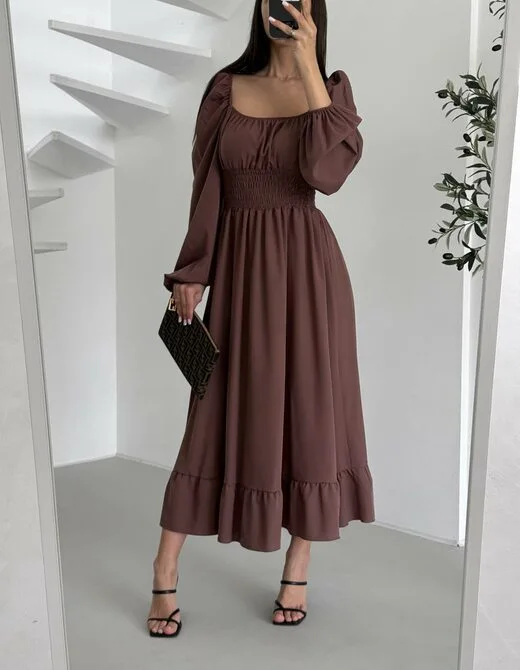 Сукня з довгим рукавом і широкою гумкою на талії, колір моко