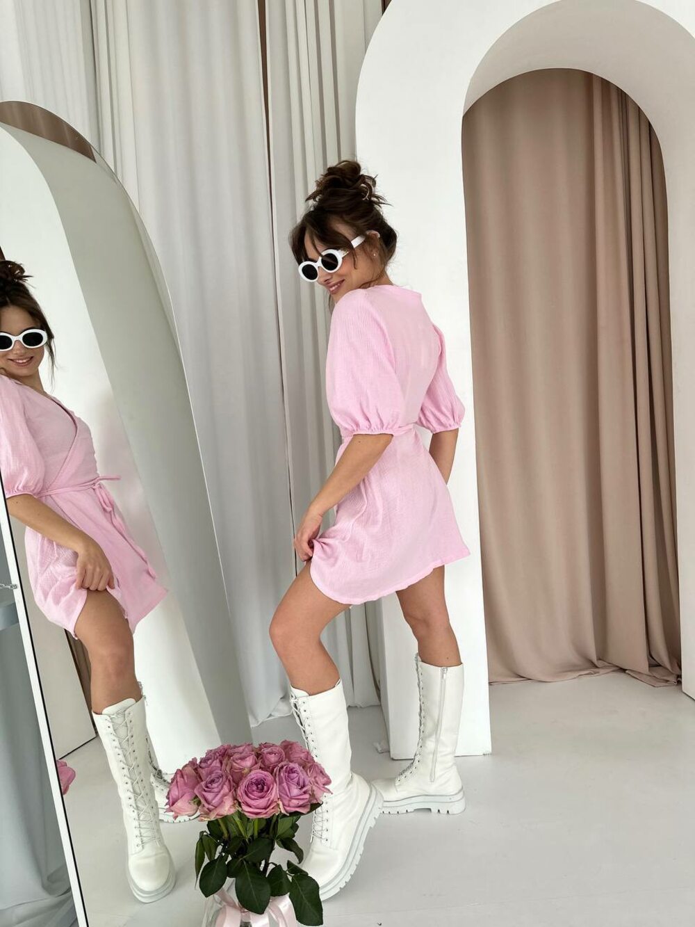 Легка сукня на запах, колір барбі