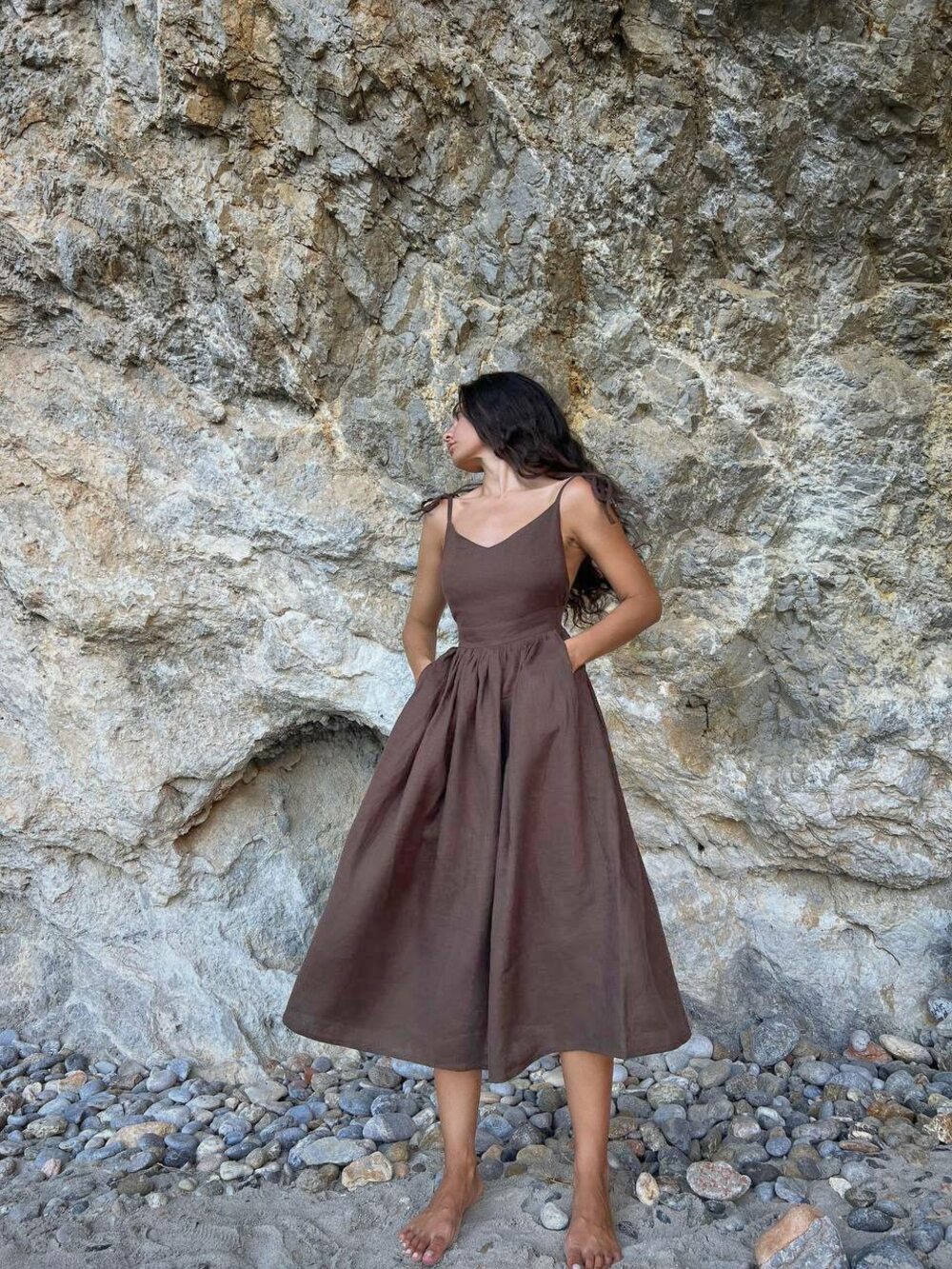 Плаття на бретельках з відкритою спиною, колір шоколад