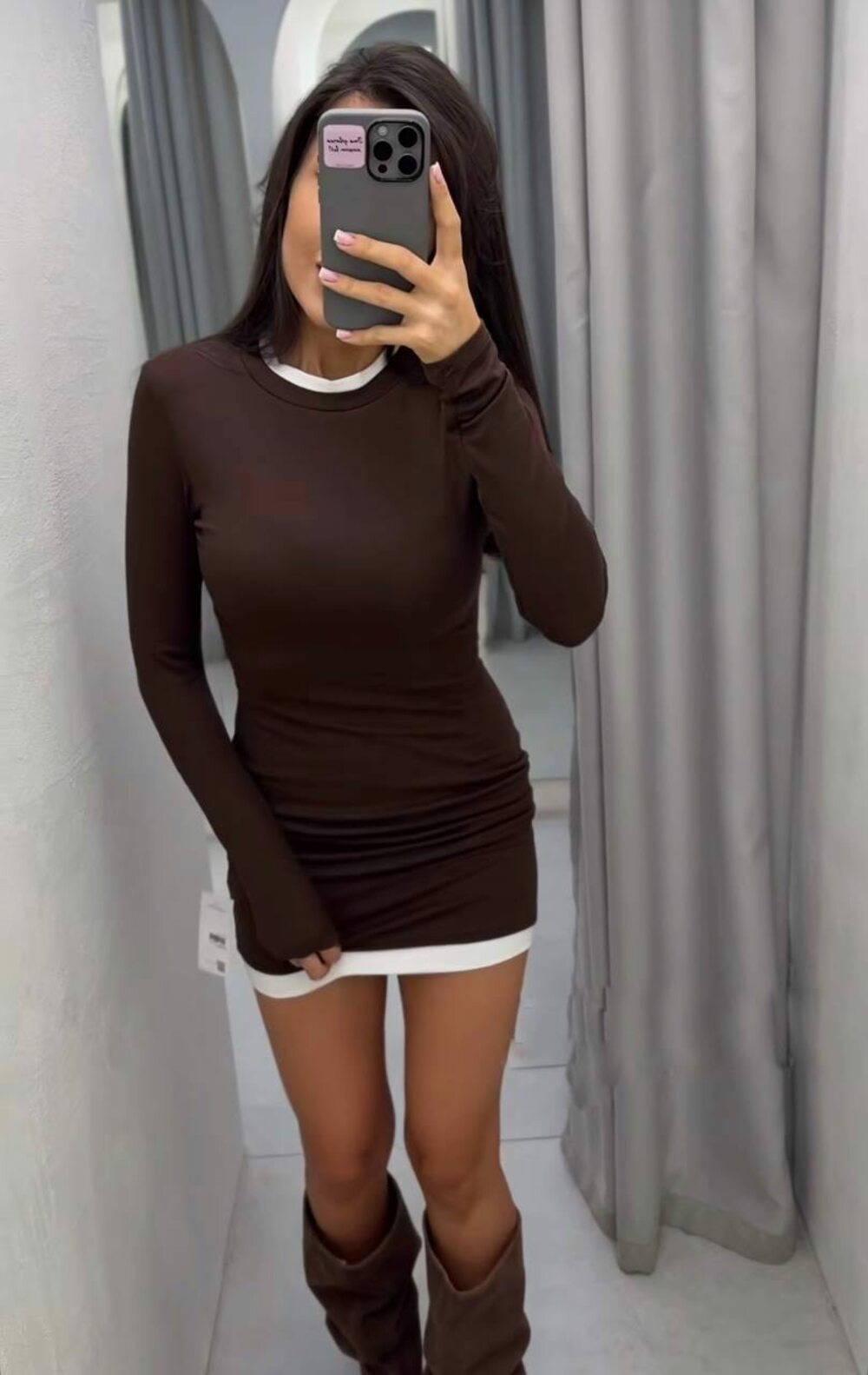 Облягаюча сукня з довгим рукавом, колір шоколад