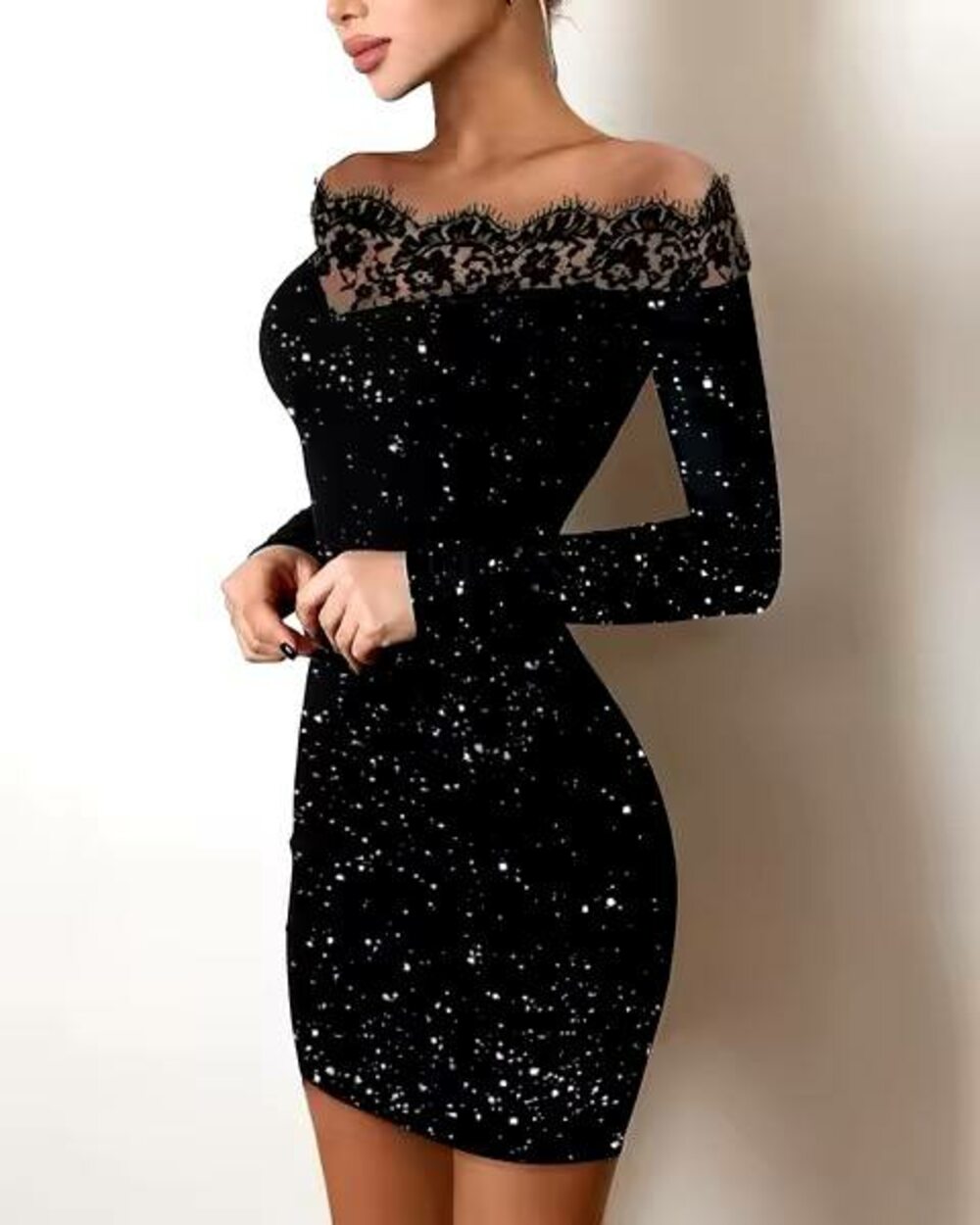 Оксамитова сукня з напиленням і відкритим верхом, колір чорний