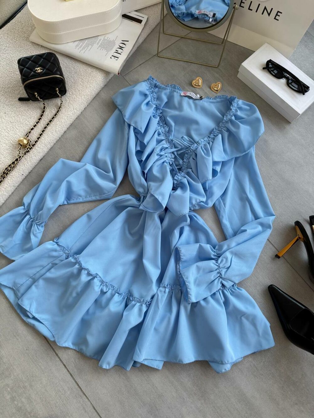 Сукня з рюшами та довгим рукавом, колір блакитний