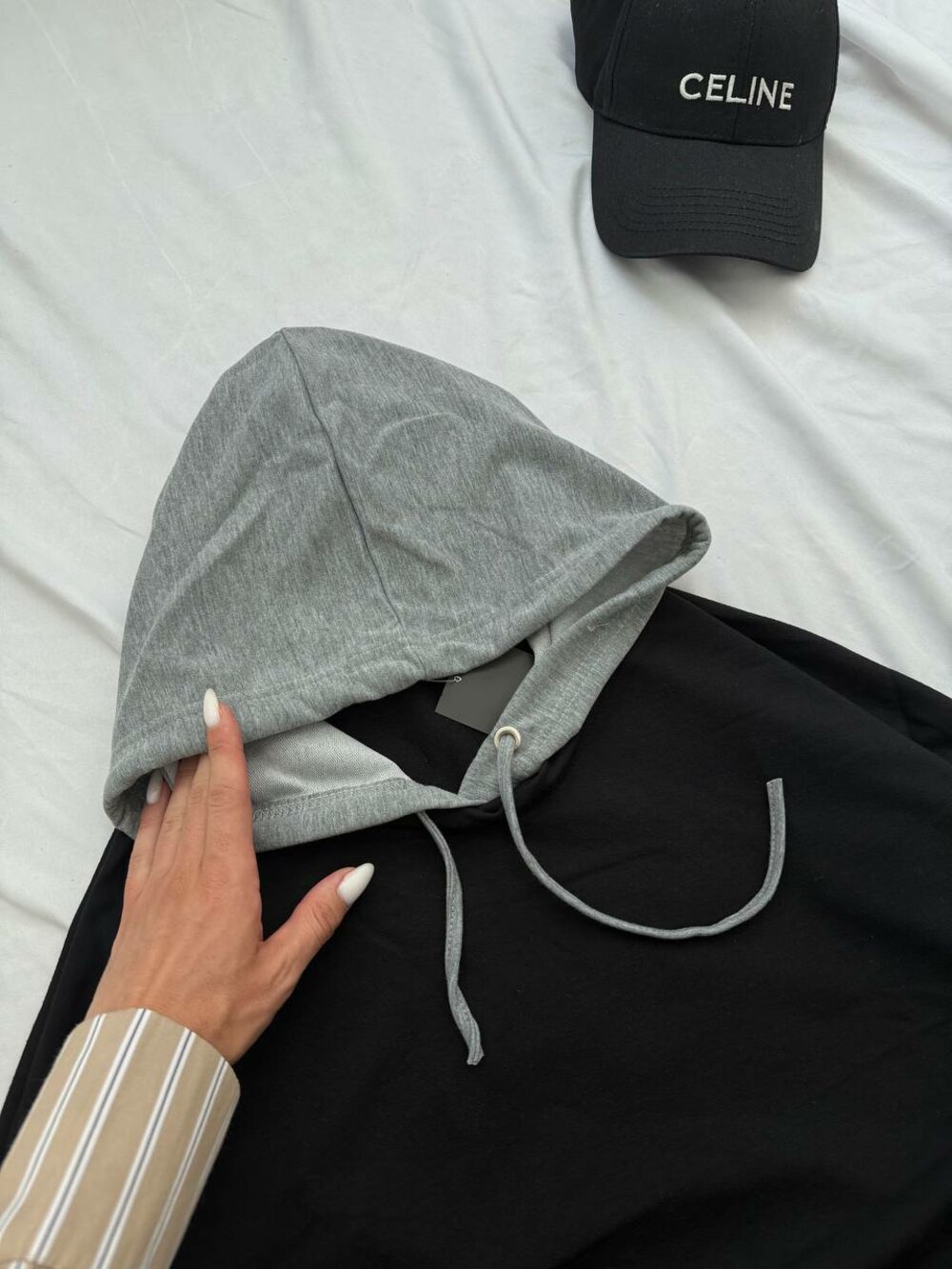 Худі з капюшоном, колір чорний