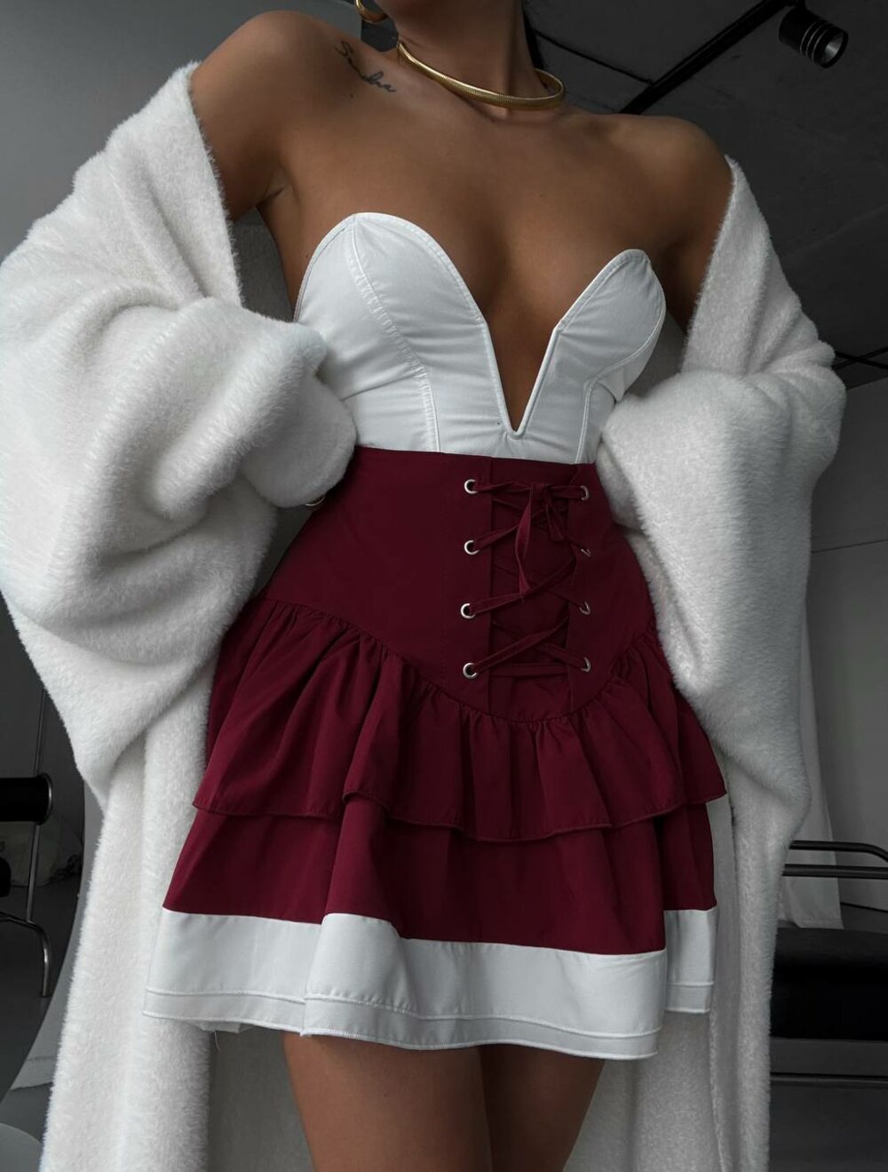 Спідниця з корсетом та воланами, колір бургунді.