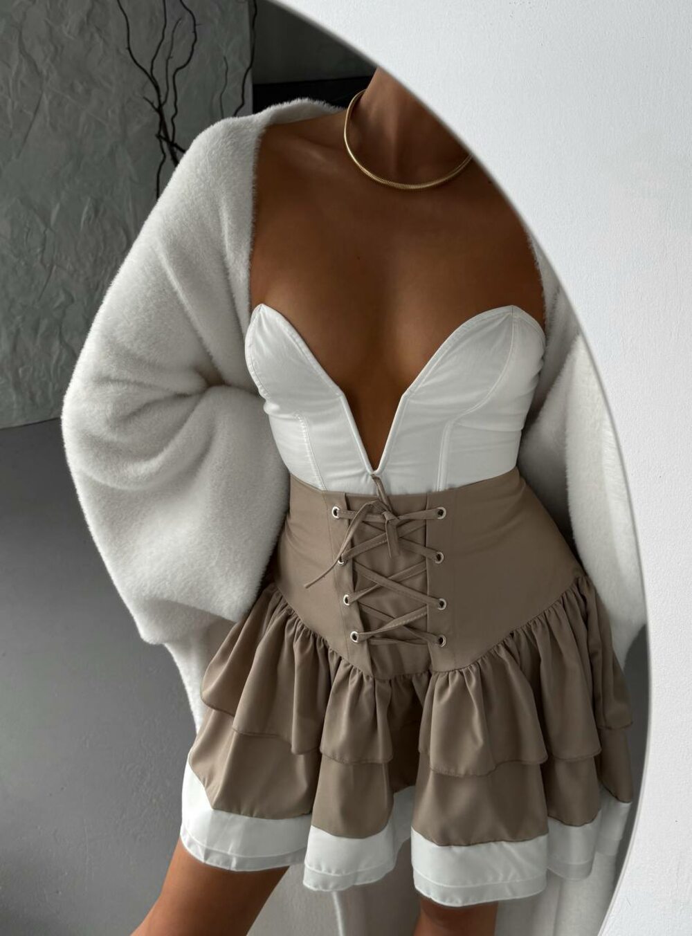 Спідниця з корсетом та воланами, колір бежевий